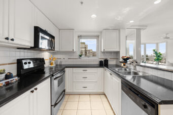 #1805 - 235 Guildford Way